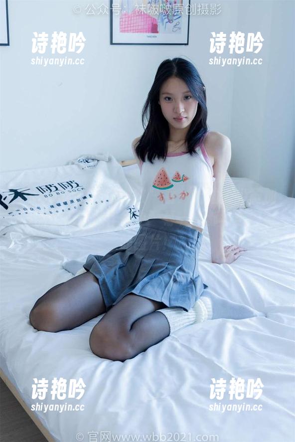 BoBoSocks袜啵啵-奶油 BoBoSocks袜啵啵 - 看:奶油脚尖微加固黑丝花絮,作品中一幕一幕都斗志满满的图片!