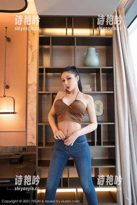 Feilin嗲囡囡-陈雅漫VICKY Feilin嗲囡囡 - 陈雅漫VICKY带来的美图更新,少女风开镰,每一张都惹人想多看几眼。
