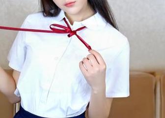 Feilin嗲囡囡 - 鱼子酱fish的教室，在线显示隐藏才华，高清也被她完美收入囊中。