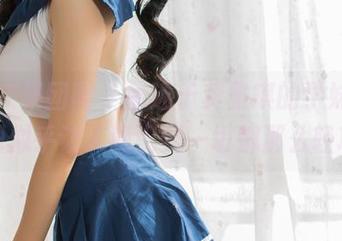 GIRLT果团网 - 着迷于莫雅琪的学妹，这套图似乎让人意识到一切都那么轻巧？
