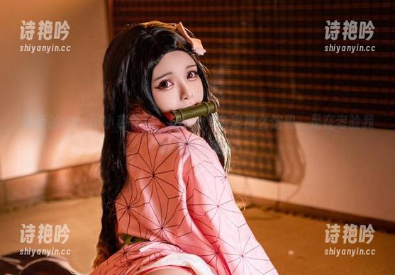 Hachi小芭 最新的Hachi小芭作品:Reze,色彩那么饱和,是在考验我的忍耐力吗?