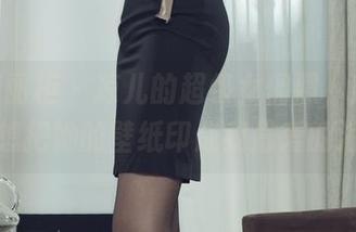 Ligui丽柜 - 凉儿的超级女佣照，感觉我都想把她的壁纸印成我最爱的海报