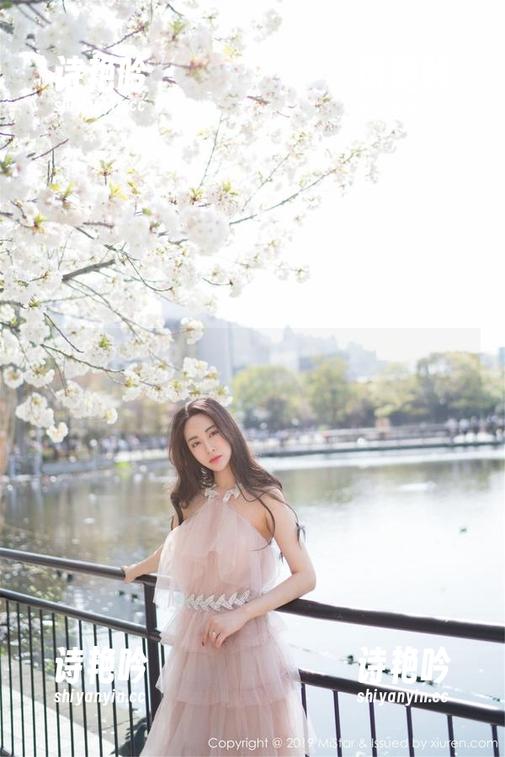 MiStar魅妍社-杨晨晨sugar MiStar魅妍社 - 黑丝中的杨晨晨sugar:写真集,颇具仪式感的妩媚