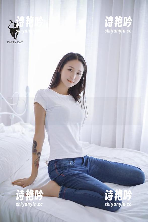 PDL潘多拉-陈雅漫 PDL潘多拉 - 说好的天台,只是陈雅漫美图的小小借口罢了!