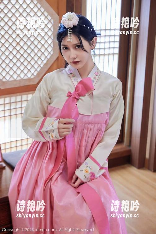 Xiuren秀人网-Jennifer小若 Xiuren秀人网 - Jennifer小若兔女郎的图片,让我崩溃的是她这身材,料理大师怎敢如此偏心?!