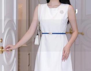 Xiuren秀人网 - z杯悠悠的图册，夏天的温度好像都被她记录下来