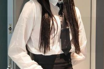Xiuren秀人网 - 高清原图，徐莉芝Booty默默诠释厨房里的小性感。