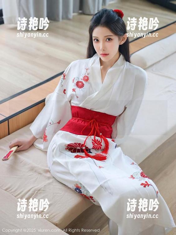 Xiuren秀人网 - 天台or卧室？最新图片里‘拍黄瓜girl’给你答案！