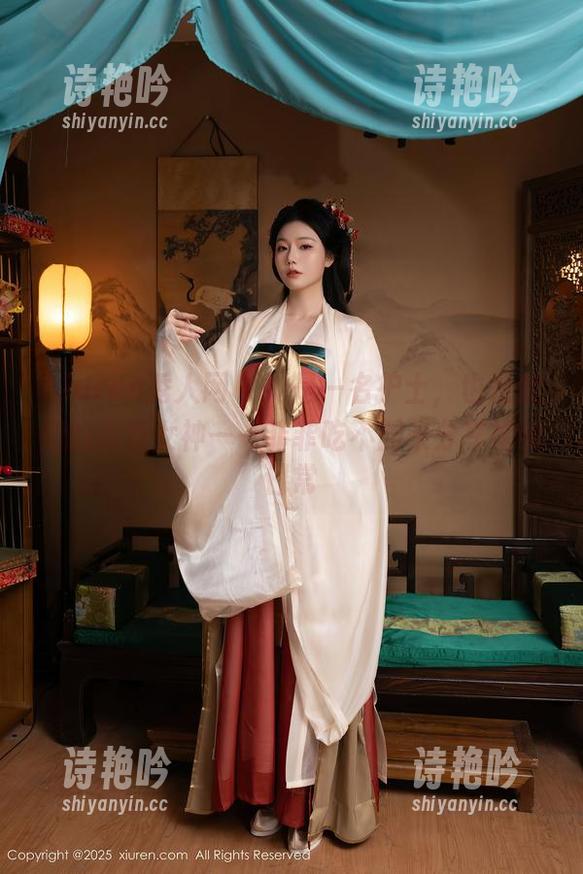 Xiuren秀人网 - 她是一名护士，也是我们的高清女神——菲菲吃不胖来分享她的日常