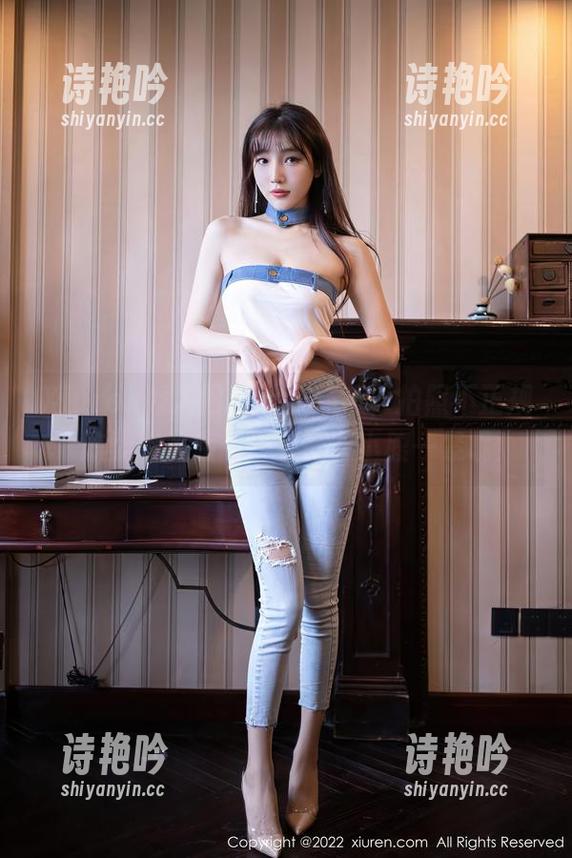 Xiuren秀人网-陈柒柒 Xiuren秀人网 - 旅行随意,拍照不正规,陈柒柒的旅拍合集让人小腹一紧呢!