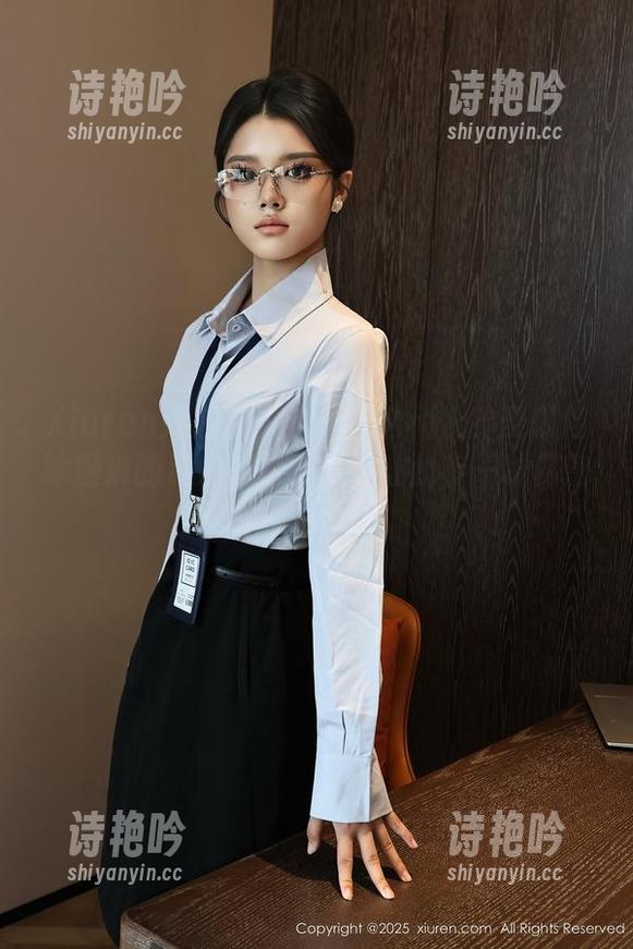 Xiuren秀人网 - 这是什么情况？麦琪绫冰激淋的私房写真每张都让我有一种秘密通道的错觉。