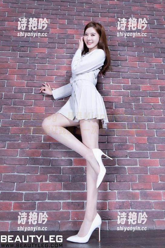 beautyleg-Minnie beautyleg - 精选Minnie校服大片:这身都能让我重温一次高二的梦想!