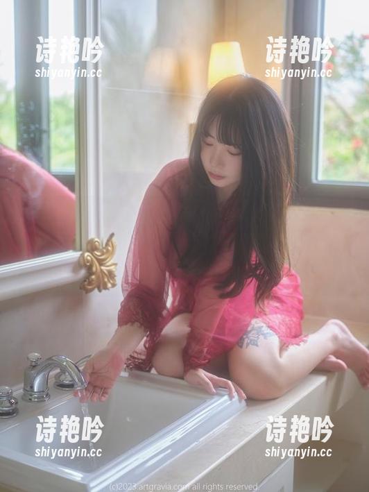 wuyo(우요)的ArtGraviaVol，简直像是订做的精选cos，我在想要不要一口气全收入囊中？