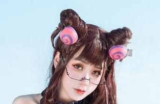 发现一个宝藏，一笑芳香沁的少女套图，搞笑资源满满，笑到花了眼，太好玩了吧！