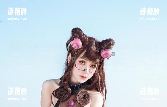 发现一个宝藏，一笑芳香沁的少女套图，搞笑资源满满，笑到花了眼，太好玩了吧！