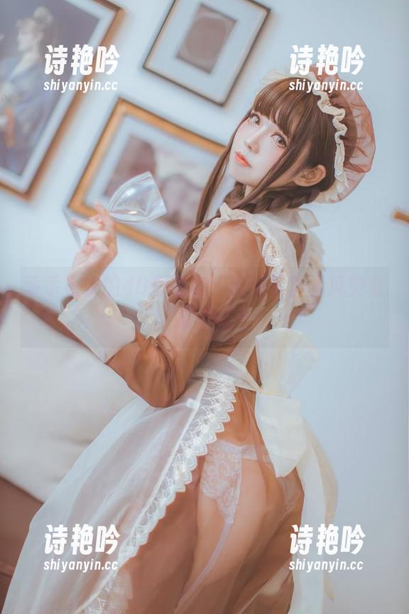 乖乖衣宝 乖乖衣宝的40原猫娘;高清写真画风突变,辣眼睛!