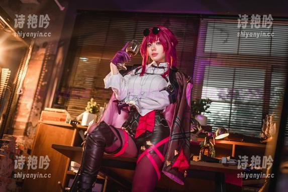 九言 礼服与cos的碰撞,九言的高清演绎让你想二次元搬进三次元。