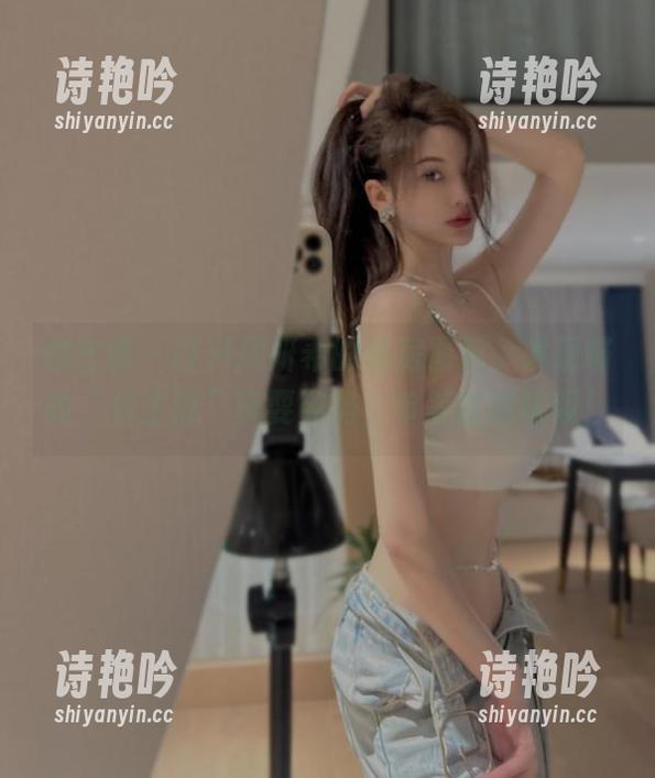 周妍希 微密圈 - 打开周妍希的私房图包,发现喵的“非主流”玩耍姿势,审美随意认领!