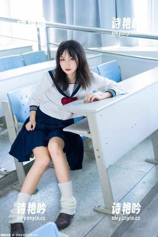 喵糖映画 - 当女孩遇上壁纸，蠢沫沫又要开始黏糊糊的恶作剧了吗？