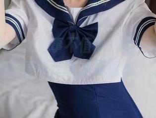 呵，谁说少女心事不值得一看，喵糖映画的写真可让我反复琢磨了。