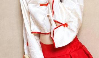 头条女神 - 信悦儿最新高跟鞋图片——是不是觉得脚上的豆腐都软了？