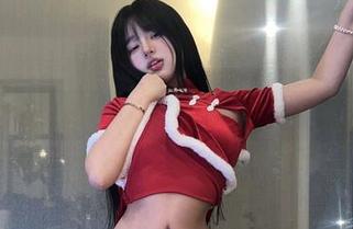 微密圈 - 小u优优子的车内豹纹全套，老实说，从未见过如此‘车’模！