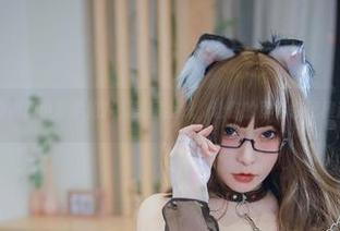 体操服和小泉学姐吖，美图上线，让你的屏幕也优雅起来