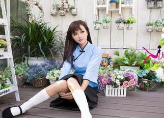 尤果网 - 一边翻看颜亦汐的美图，脑海里恍惚浮现出类似的女仆剧本…