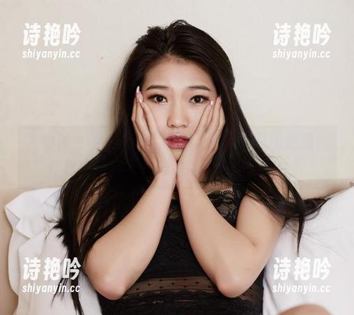 尤物馆 - 看“学姐”悦儿Yuky的私房美图，我真想问问这姿势是哪个学期学的？！