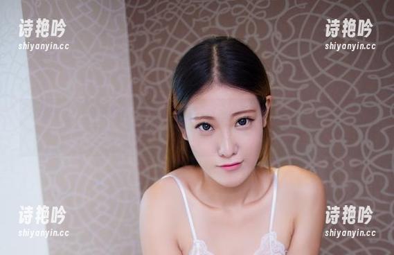 尤物馆-陆萱萱Cecilia 尤物馆 - 当陆萱萱Cecilia化身御姐,合集下的每个表情都在说:别惹我!