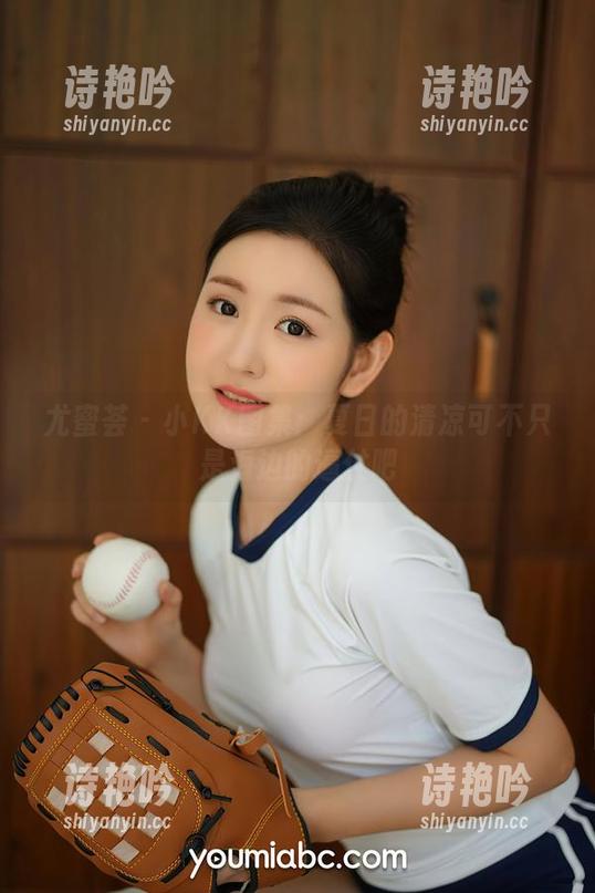 尤蜜荟 - 小KK图集：夏日的清凉可不只是海边的逼仗吧