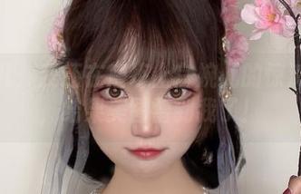 戚顾儿：我还在磨练上官婉儿的惊鸿之笔，结果美图雷到我了！