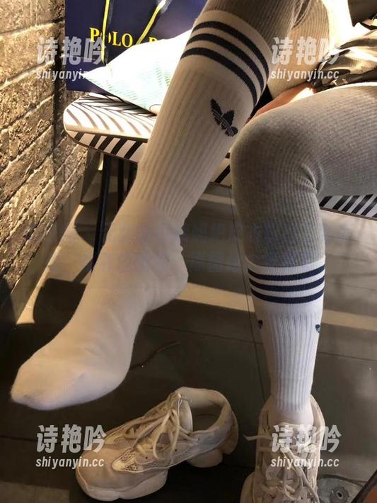 无敌哒小姨妈 微密圈 - 无敌哒小姨妈把皮衣玩出了新高度,福利送给你,原图给力更精彩。