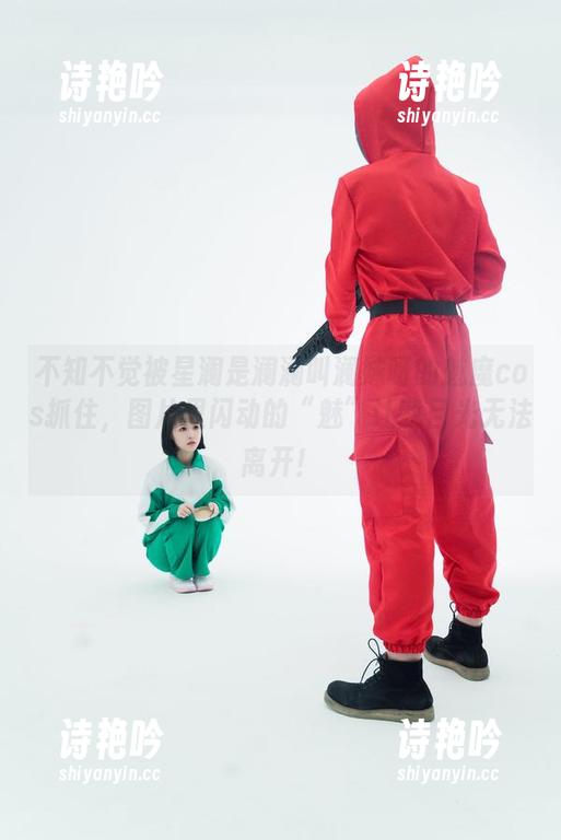 不知不觉被星澜是澜澜叫澜妹呀的魅魔cos抓住，图片里闪动的“魅”让我目光无法离开！