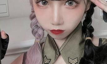 黑丝全集：果咩酱用两条腿拯救了整个画风