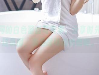 果团网的白色蕾丝写真集，分享时先想想这氛围，满是暧昧的恍惚啊。