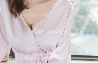 梦丝女神 - 这个秋天，不想吃栗子，想下载苏沐的笔直细腿作品！