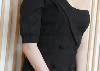 模范学院 - 你感觉到了吗？Ellie艾栗栗连体衣合集的下载按钮咒语！