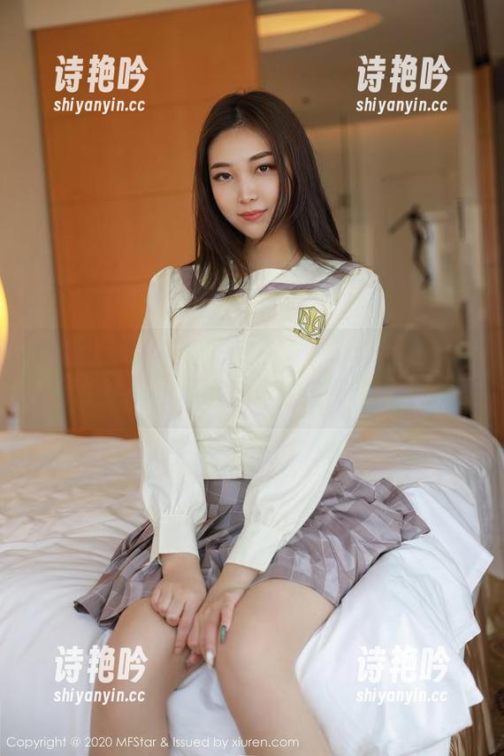 模范学院 - 只想收藏白子嫣nicky学姐的高清美照，下载就像在数据里撩她。