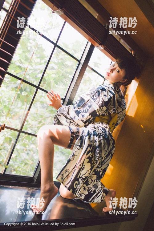 波萝社 - 免费的诱惑：许诺Sabrina的女仆美图，想看真没问题！