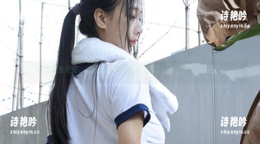 青涩的浅安安：准备好高清作品集，保证让你看了嘴角上扬！