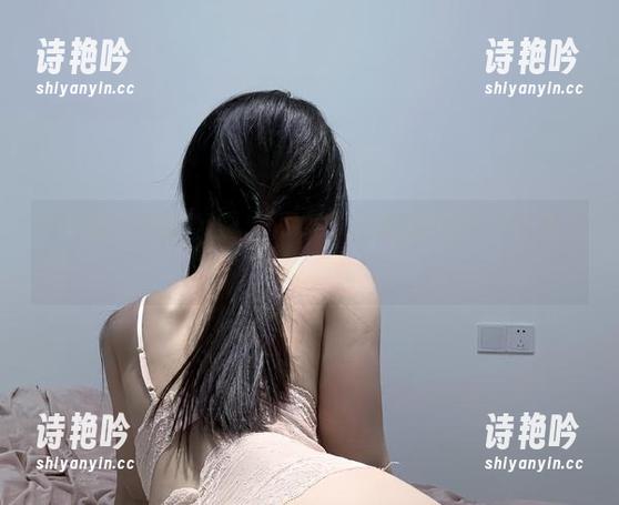 微密圈 - 大胆尝试！火龙果羊带来的灰丝写真全套，让我脑洞大开