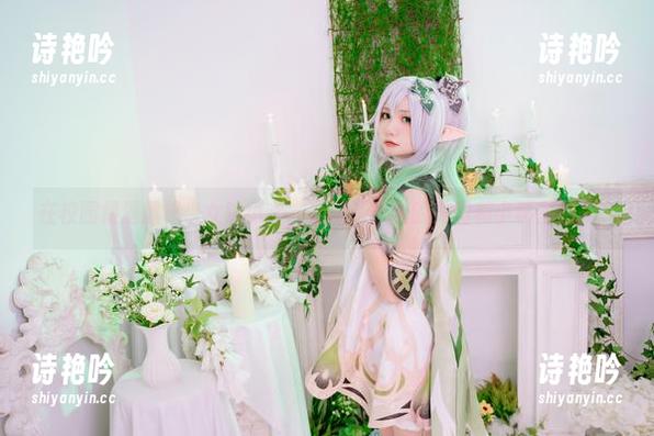 爆机少女喵小吉 在校园偶遇爆机少女喵小吉,发现了隐藏的美图和小秘密照片。