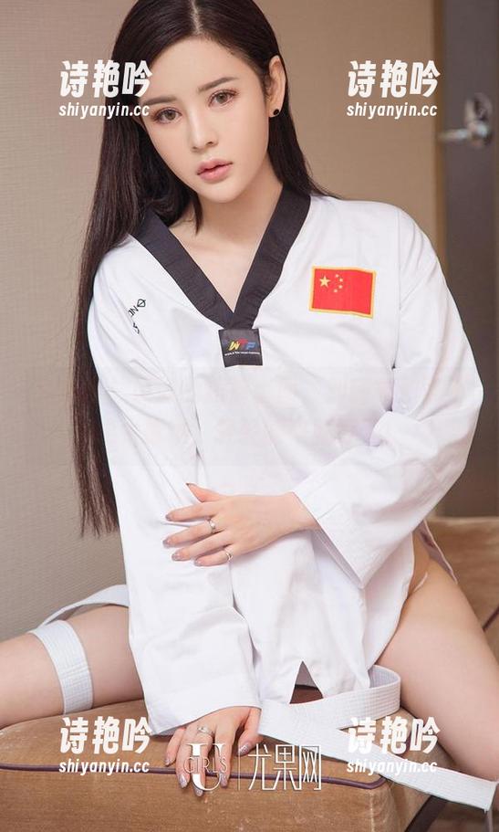 爱尤物 - 说好的短裤套图，刘瑾希你可不能太撩哦，轻轻的来就好了！