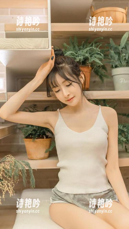 王羽杉 看完王羽杉的少女写真集,心中那点小悸动又窜上来啦,哈哈!