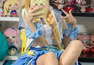 自恋不自恋？白栎Shirly的自拍图集等你下载来评评！