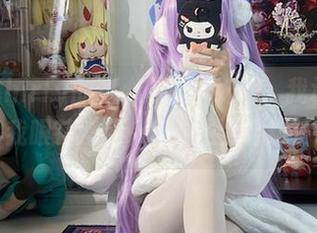 白栎Shirly的甜心写真，好吧，我承认，看得我眼花缭乱，但这也太会玩了吧？