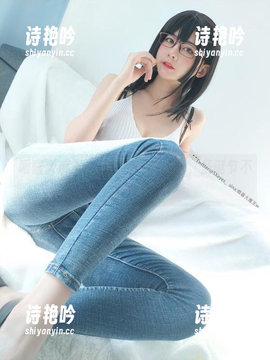 眼酱大魔王w的照片合集更新，圣诞节不来一发？