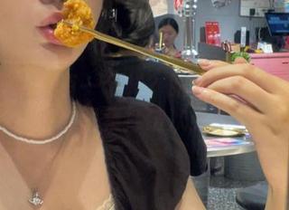 谁说少女只有一个样？眼酱大魔王w的福利图集打破次元！