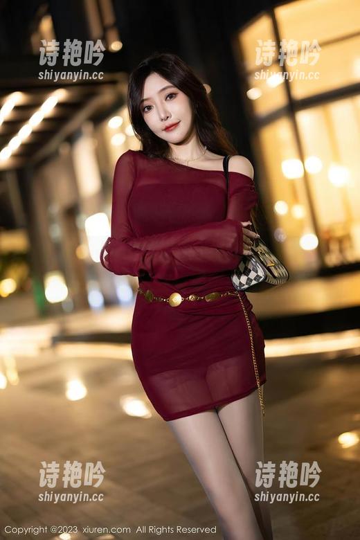 秀人网 - Angela小热巴和她的眼镜，有种隐秘的默契在碰撞——精选写真